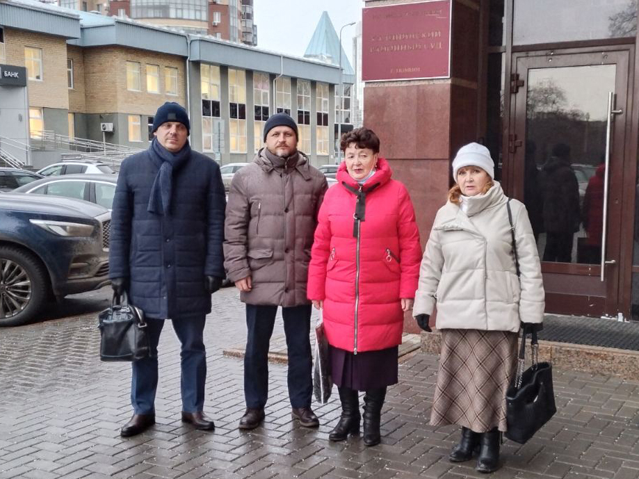 Казанцеву поддержали коллеги по партии Казанцеву поддержали коллеги по партии