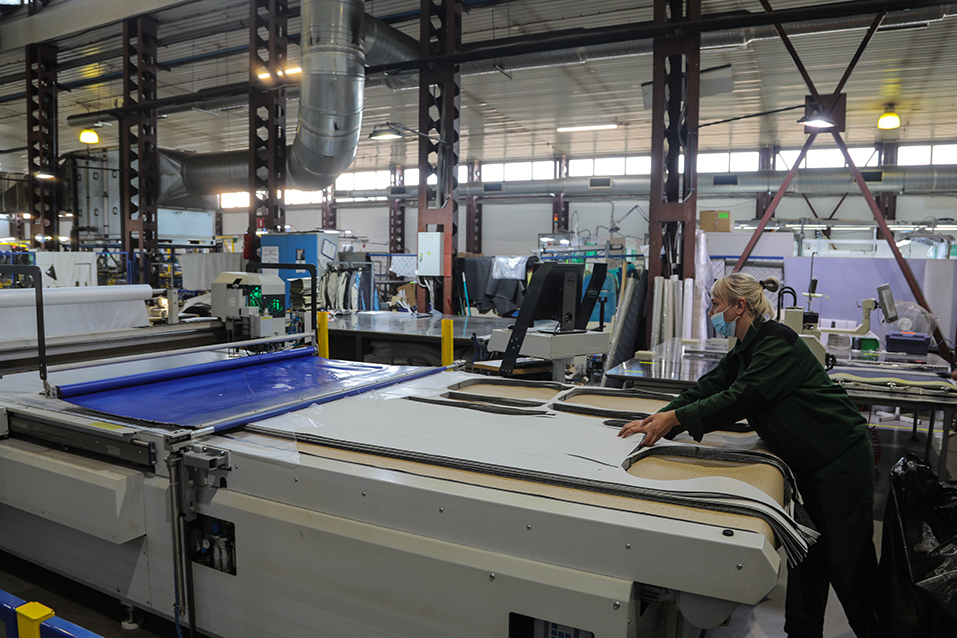 Раскроечно-пошивочный участок Раскроечно-пошивочный участок