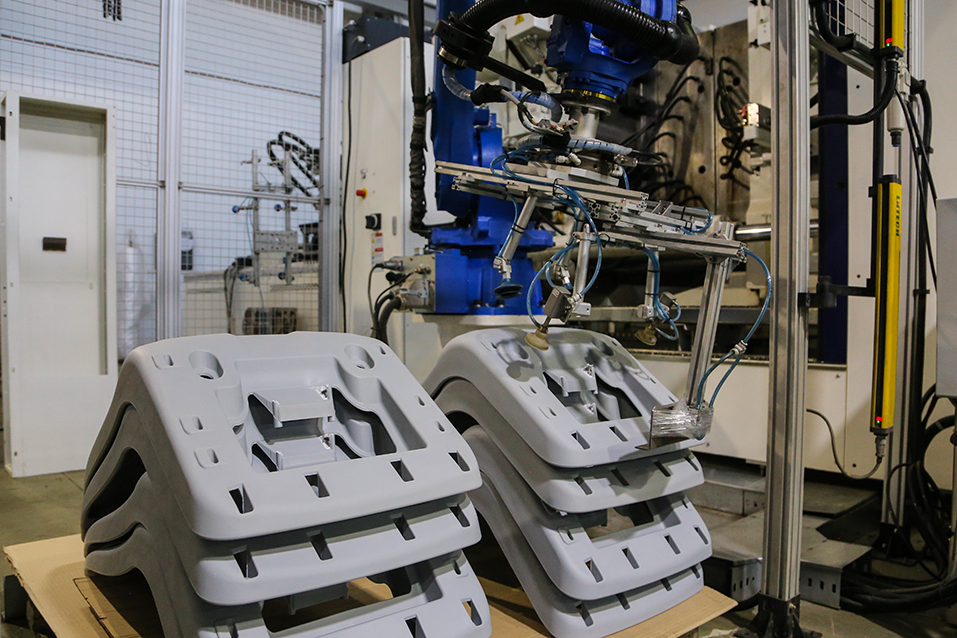 Термопласт-автомат Термопласт-автомат