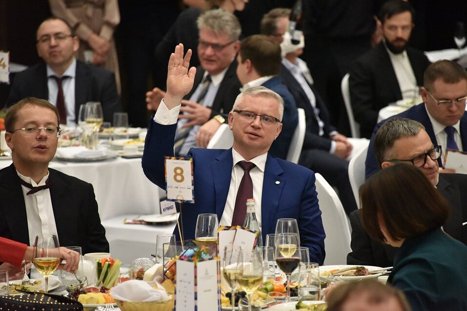 «Екатерининская ассамблея»: уникальная коллекция зажигалок Высоцкого и рекорд по сборам 22 «Екатерининская ассамблея»: уникальная коллекция зажигалок Высоцкого и рекорд по сборам 22