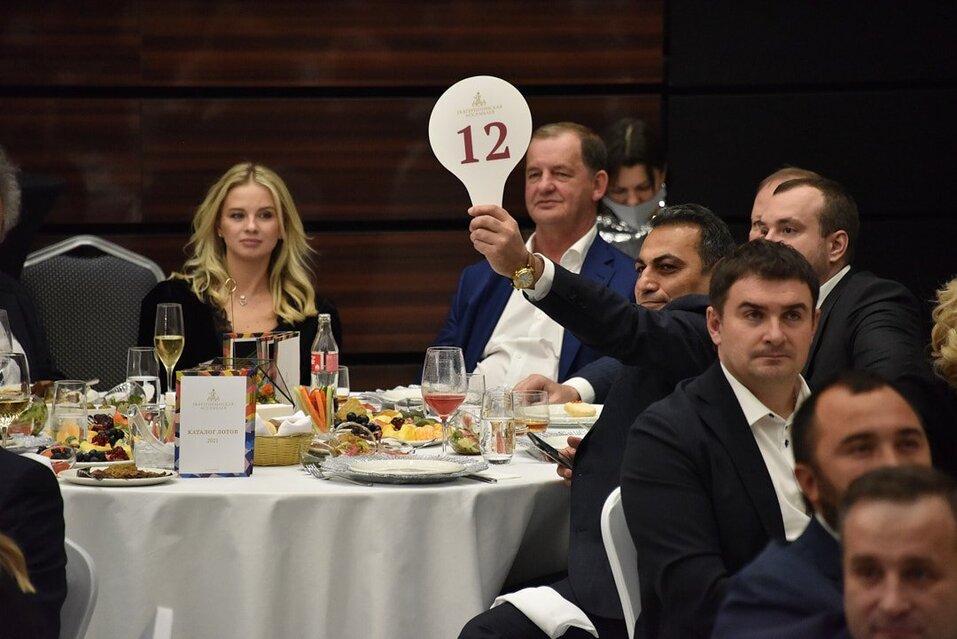 «Екатерининская ассамблея»: уникальная коллекция зажигалок Высоцкого и рекорд по сборам 14 «Екатерининская ассамблея»: уникальная коллекция зажигалок Высоцкого и рекорд по сборам 14