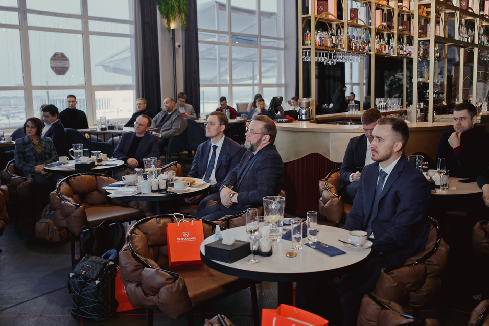 Годный контент, формула успеха, пилотный проект в пандемию. Главное с бизнес-завтрака DK 16 Годный контент, формула успеха, пилотный проект в пандемию. Главное с бизнес-завтрака DK 16