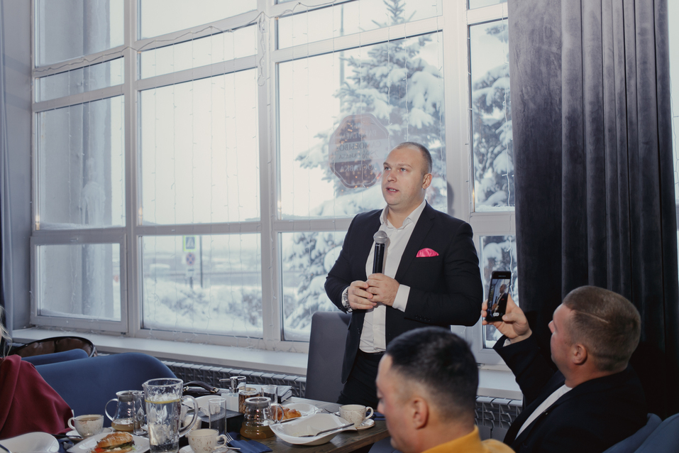 Годный контент, формула успеха, пилотный проект в пандемию. Главное с бизнес-завтрака DK 17 Годный контент, формула успеха, пилотный проект в пандемию. Главное с бизнес-завтрака DK 17