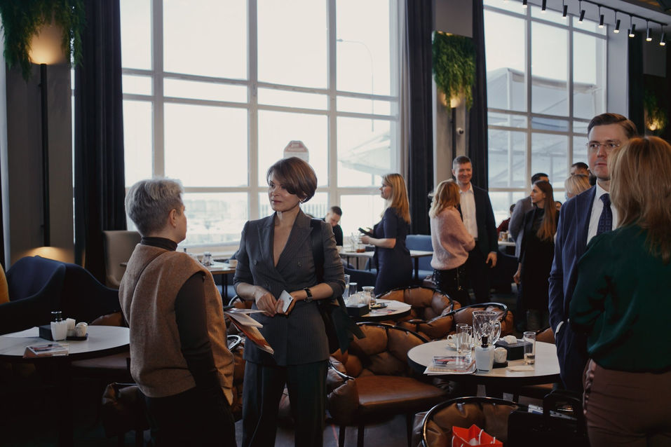 Годный контент, формула успеха, пилотный проект в пандемию. Главное с бизнес-завтрака DK 11 Годный контент, формула успеха, пилотный проект в пандемию. Главное с бизнес-завтрака DK 11