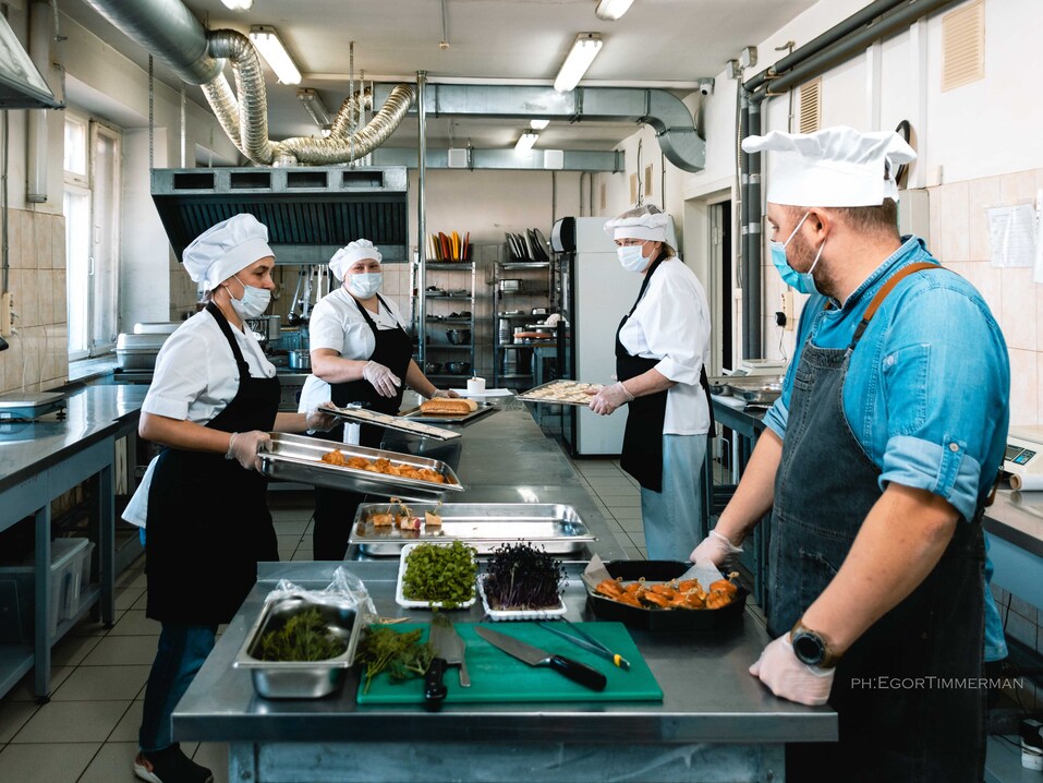 «Чтобы не было фальши». История бренда Анны Сидевич 19 «Чтобы не было фальши». История бренда Анны Сидевич 19