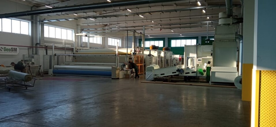 Универсальный и экологичный. Как выглядит и из чего производится геотекстиль от ГК GeoSM 1 Универсальный и экологичный. Как выглядит и из чего производится геотекстиль от ГК GeoSM 1