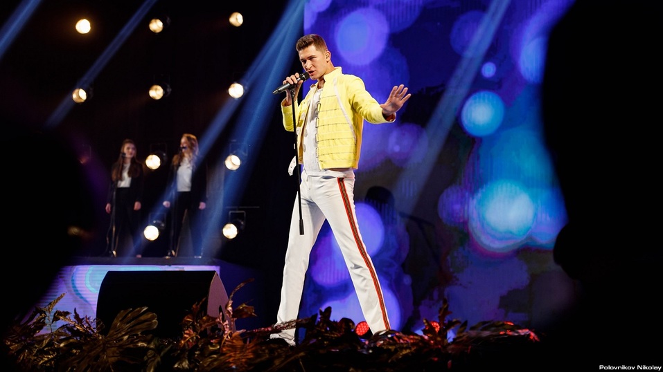 Легендарные рок-хиты Queen: гастроли по графику 9 Легендарные рок-хиты Queen: гастроли по графику 9