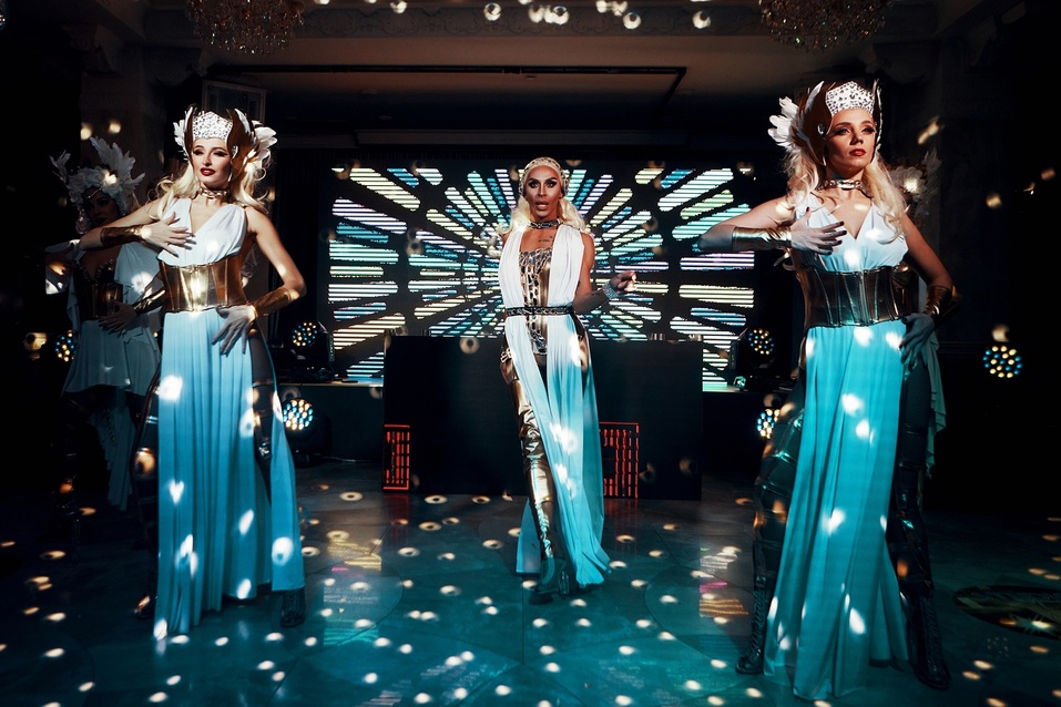 Свет, звук, мультимедиа: шоу продолжается 4 Свет, звук, мультимедиа: шоу продолжается 4