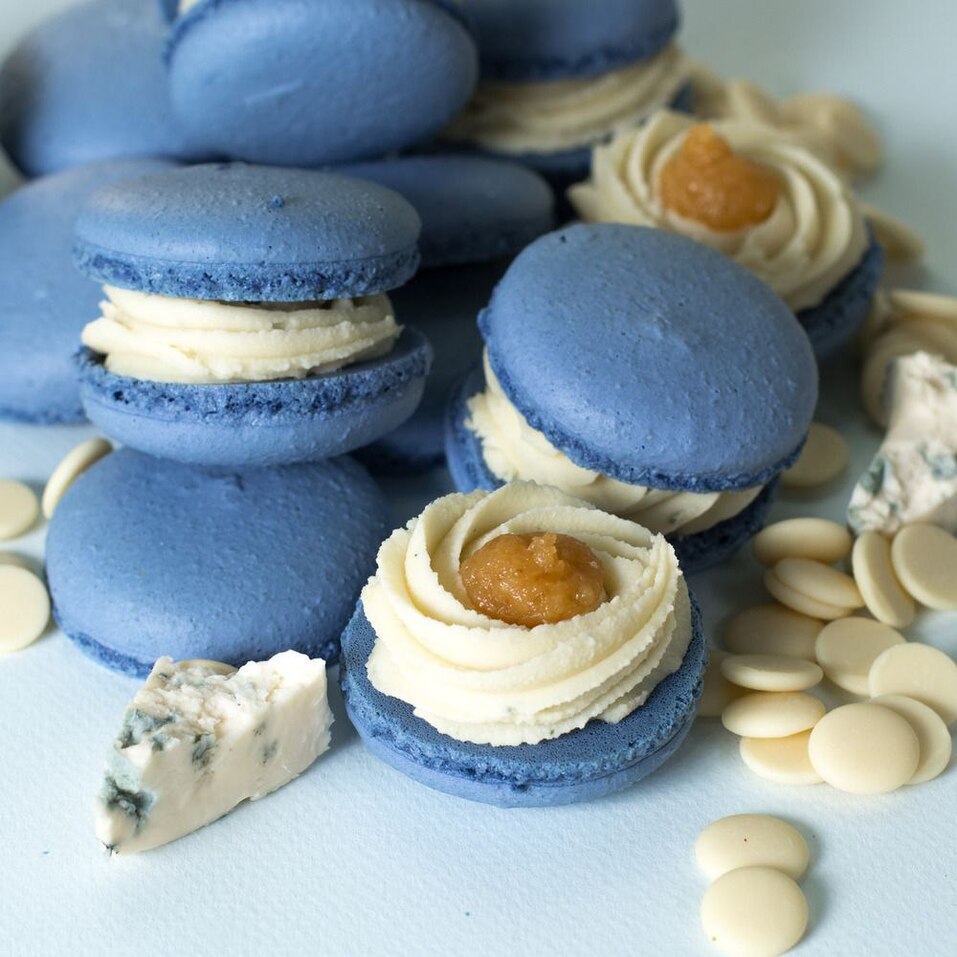 Блины с икрой, вегабрауни с авокадо и знаменитые макарунсы: в этом кафе готовят вкусно 1 Блины с икрой, вегабрауни с авокадо и знаменитые макарунсы: в этом кафе готовят вкусно 1