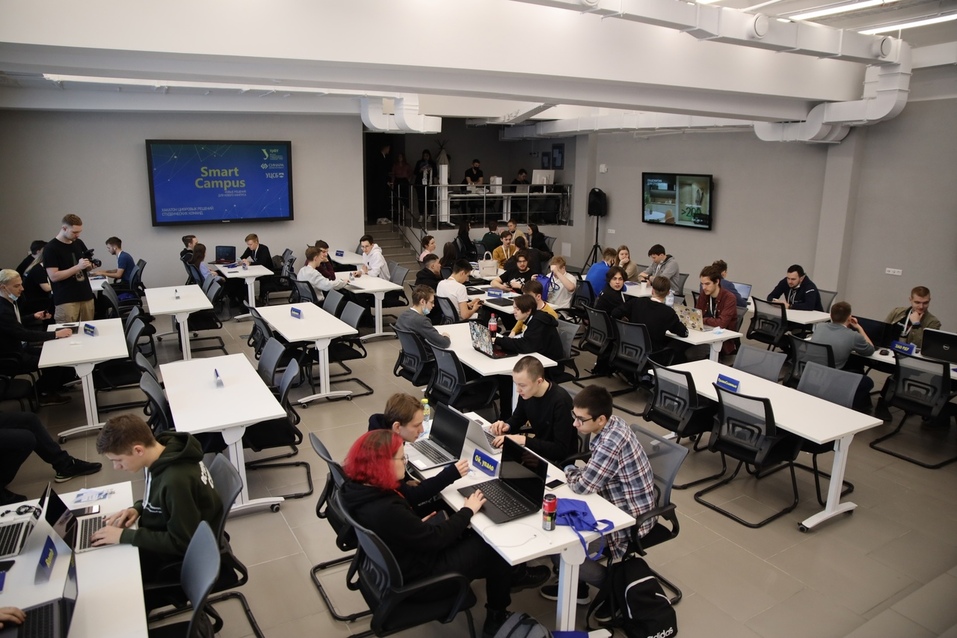 Дополненная реальность, умный чат-бот: какие решения придумали студенты для кампуса УрФУ 1 Дополненная реальность, умный чат-бот: какие решения придумали студенты для кампуса УрФУ 1