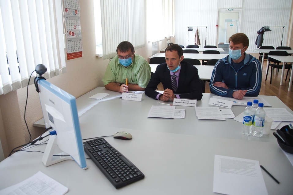 «Неделя без турникетов» и дополнительная стипендия. Как на УОМЗ готовят молодые кадры 2 «Неделя без турникетов» и дополнительная стипендия. Как на УОМЗ готовят молодые кадры 2