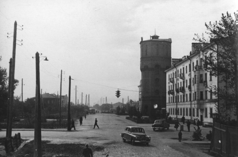 Когда-то башня располагалась на окраине Тюмени Когда-то башня располагалась на окраине Тюмени