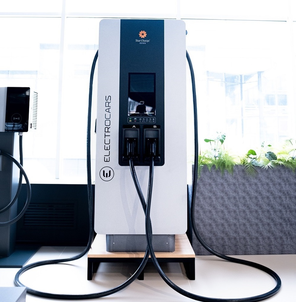 Открытие первого автосалона Electrocars 8 Открытие первого автосалона Electrocars 8