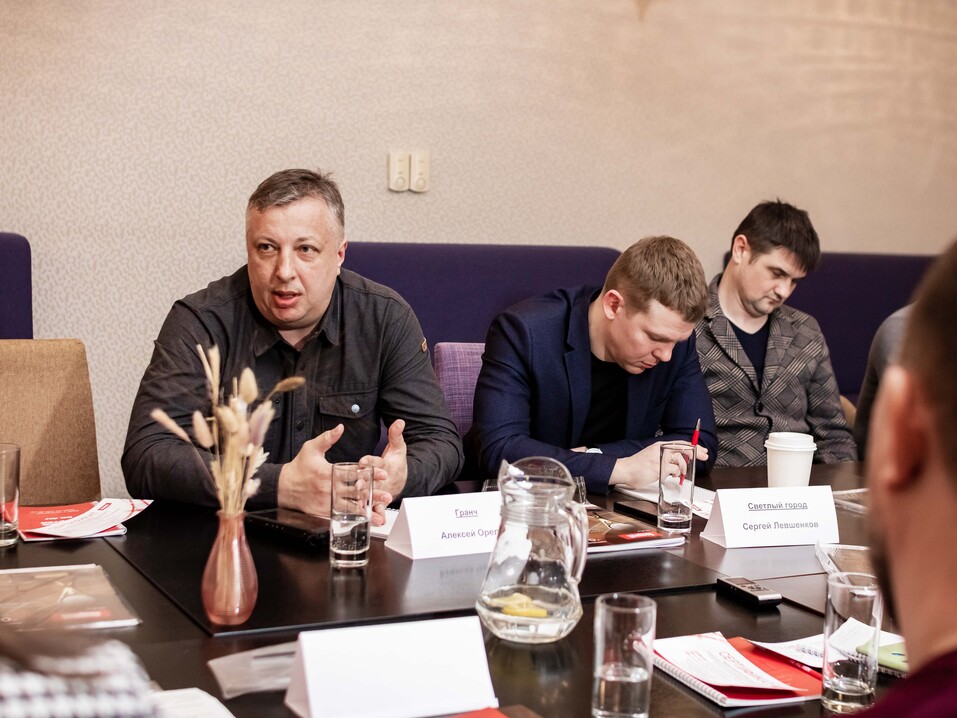 Не импортозамещение, а замена одного импорта другим. Как бизнес Новосибирска ищет пути 32 Не импортозамещение, а замена одного импорта другим. Как бизнес Новосибирска ищет пути 32