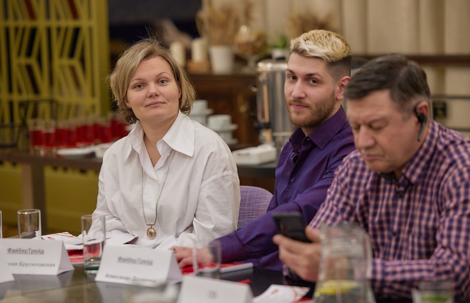 Через год все должно устаканиться. Но этот год нужно как-то прожить. Бизнес — об экономике 15 Через год все должно устаканиться. Но этот год нужно как-то прожить. Бизнес — об экономике 15