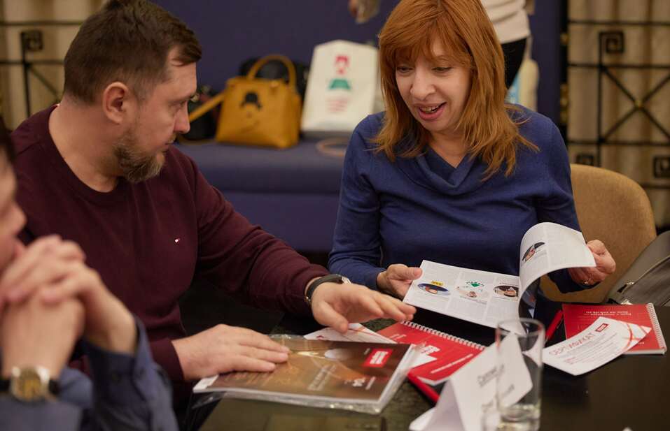 Через год все должно устаканиться. Но этот год нужно как-то прожить. Бизнес — об экономике 18 Через год все должно устаканиться. Но этот год нужно как-то прожить. Бизнес — об экономике 18