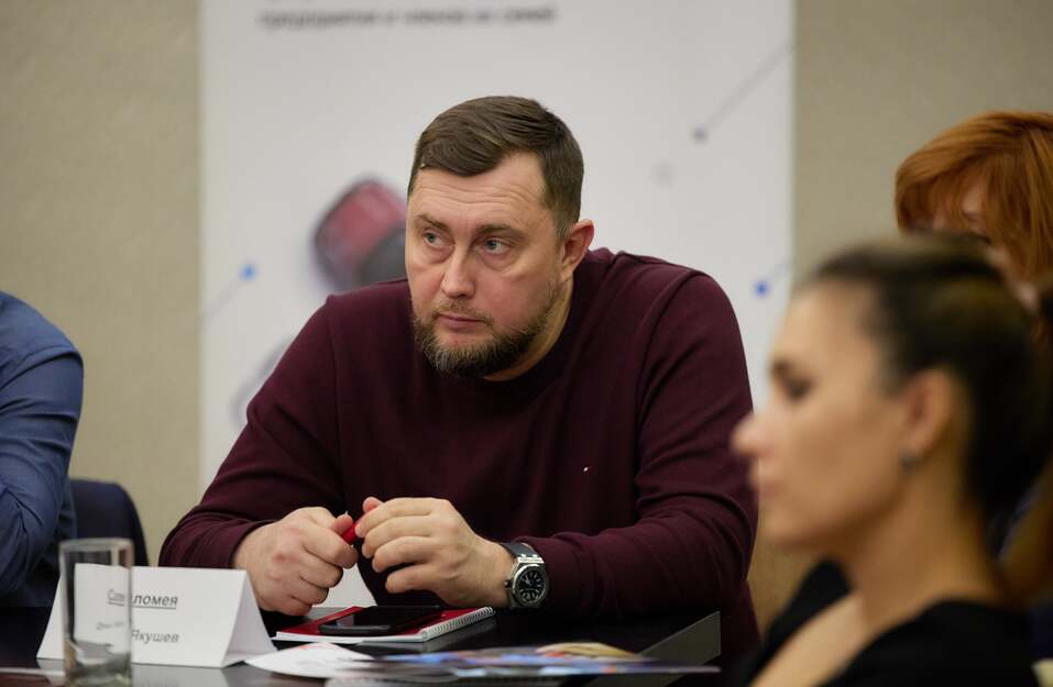 Через год все должно устаканиться. Но этот год нужно как-то прожить. Бизнес — об экономике 27 Через год все должно устаканиться. Но этот год нужно как-то прожить. Бизнес — об экономике 27