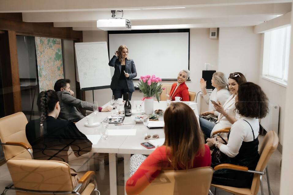 «Чтобы идти в бизнес, женщина должна быть эффективной женой, матерью и любовницей» 1 «Чтобы идти в бизнес, женщина должна быть эффективной женой, матерью и любовницей» 1