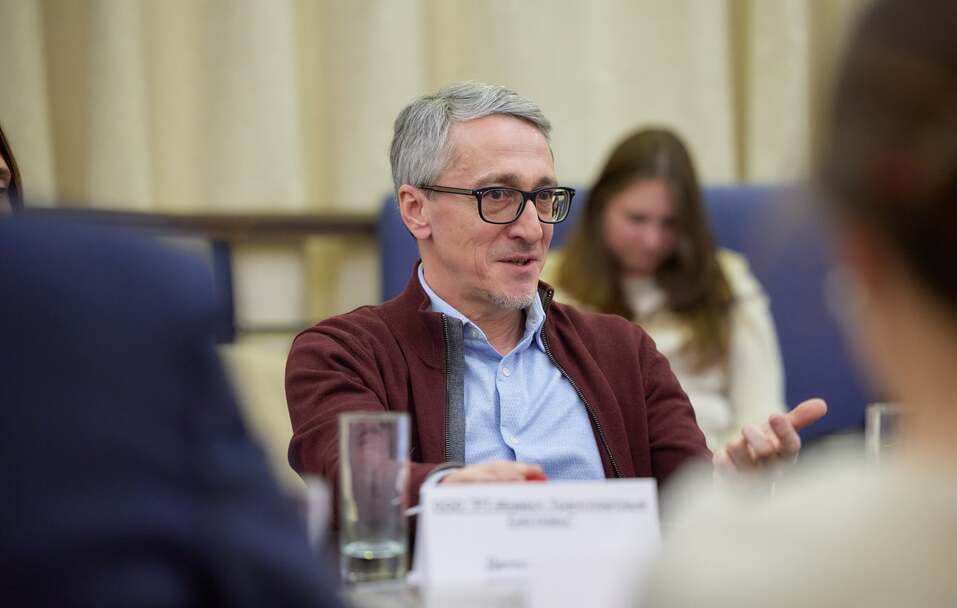 Через год все должно устаканиться. Но этот год нужно как-то прожить. Бизнес — об экономике 2 Через год все должно устаканиться. Но этот год нужно как-то прожить. Бизнес — об экономике 2