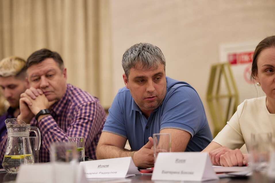 Через год все должно устаканиться. Но этот год нужно как-то прожить. Бизнес — об экономике 4 Через год все должно устаканиться. Но этот год нужно как-то прожить. Бизнес — об экономике 4