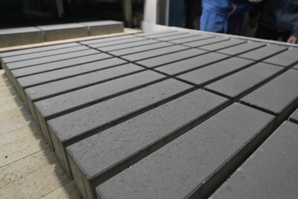 «Только так мы сможем снизить цены на квартиры». Планы мэрии и действия строителей 3 «Только так мы сможем снизить цены на квартиры». Планы мэрии и действия строителей 3