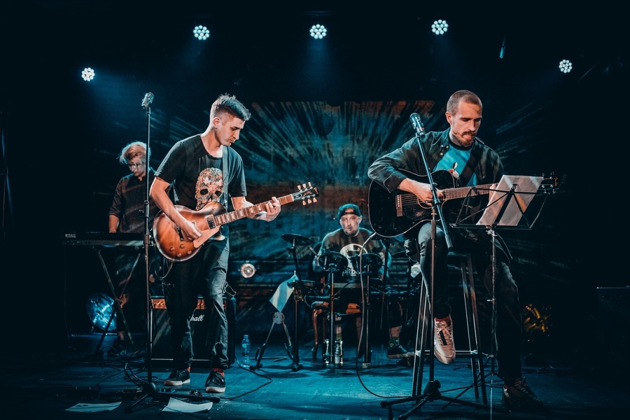 Песни ВОВ, рок, Beatles, сюрреалистичная живопись — афиша мая в Новосибирске 8 Песни ВОВ, рок, Beatles, сюрреалистичная живопись — афиша мая в Новосибирске 8