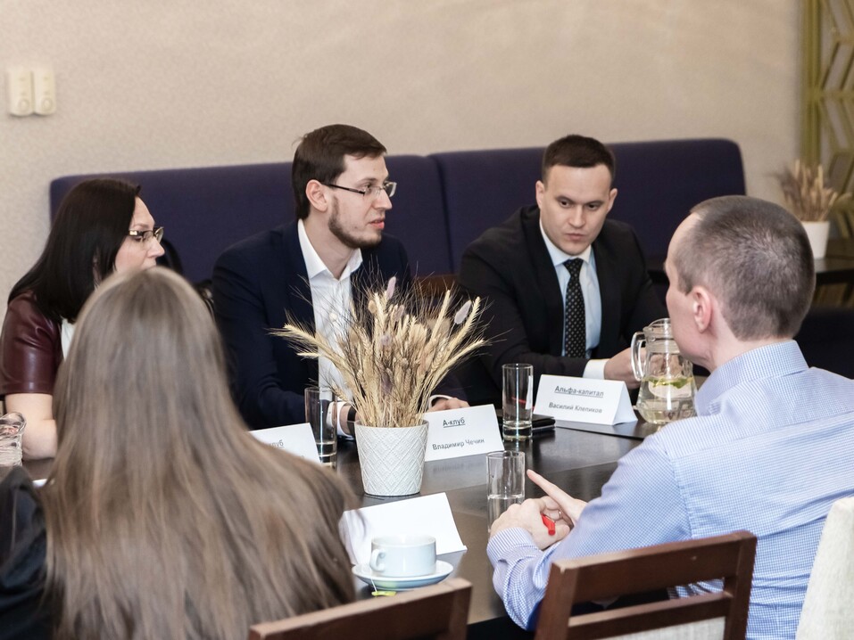 «В шахматы выигрывает не тот, кто хорошо играет, а кто умеет правильно оценить ситуацию» 17 «В шахматы выигрывает не тот, кто хорошо играет, а кто умеет правильно оценить ситуацию» 17