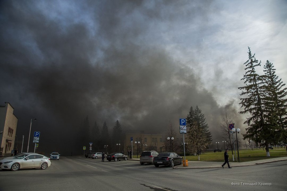 Центр Ишима был затянут дымом Центр Ишима был затянут дымом