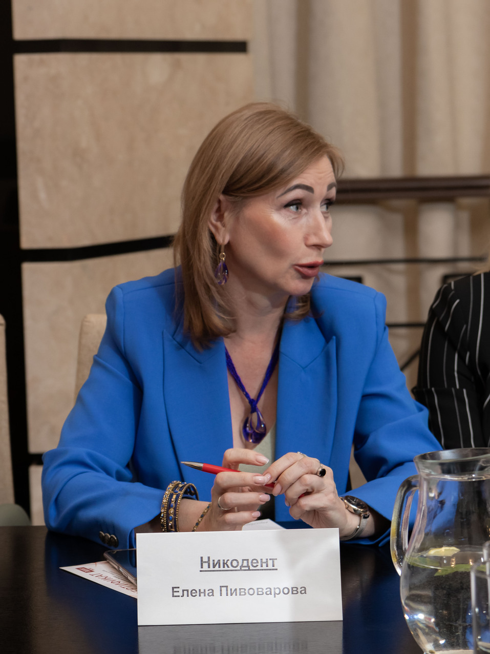 «Будем думать, что это время возможностей для рынка платных медицинских услуг» 6 «Будем думать, что это время возможностей для рынка платных медицинских услуг» 6