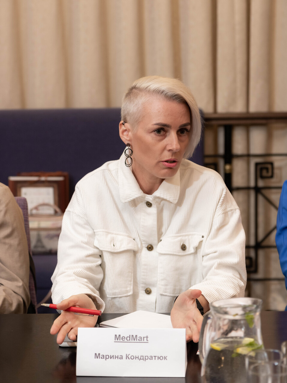 «Будем думать, что это время возможностей для рынка платных медицинских услуг» 10 «Будем думать, что это время возможностей для рынка платных медицинских услуг» 10