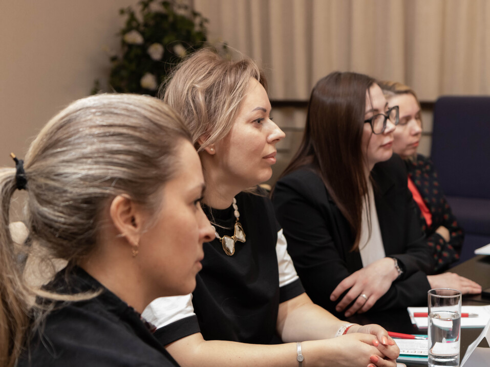 «Будем думать, что это время возможностей для рынка платных медицинских услуг» 35 «Будем думать, что это время возможностей для рынка платных медицинских услуг» 35