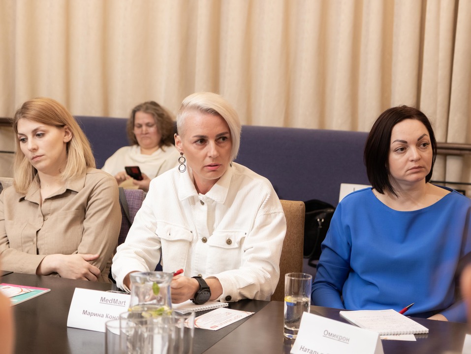 «Будем думать, что это время возможностей для рынка платных медицинских услуг» 37 «Будем думать, что это время возможностей для рынка платных медицинских услуг» 37