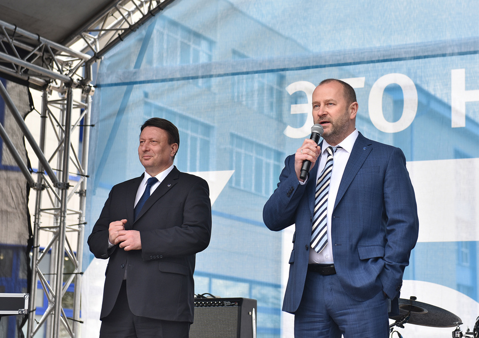 Свое 65-летие Арзамасский приборостроительный завод отметил праздничным концертом 3 Свое 65-летие Арзамасский приборостроительный завод отметил праздничным концертом 3