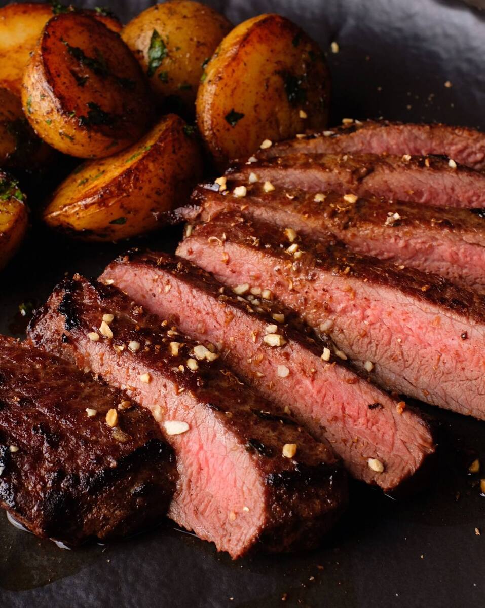 «Приготовить стейк — быстрее, чем сосиски. И это точно вкуснее» — Елена Валеева 2 «Приготовить стейк — быстрее, чем сосиски. И это точно вкуснее» — Елена Валеева 2