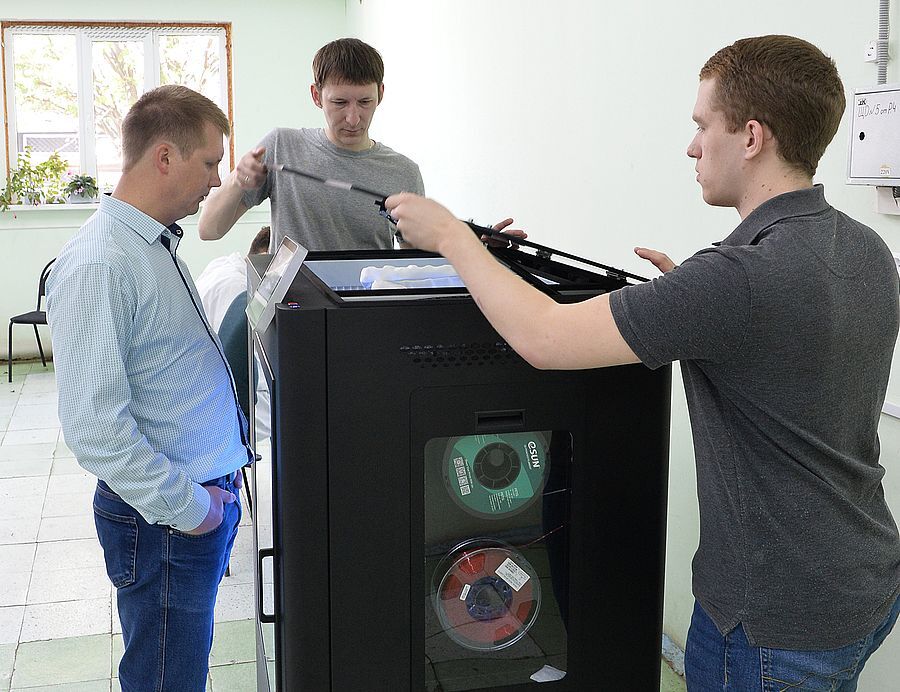 Идет оснащение опытного производства АО «АПЗ» 3 Идет оснащение опытного производства АО «АПЗ» 3