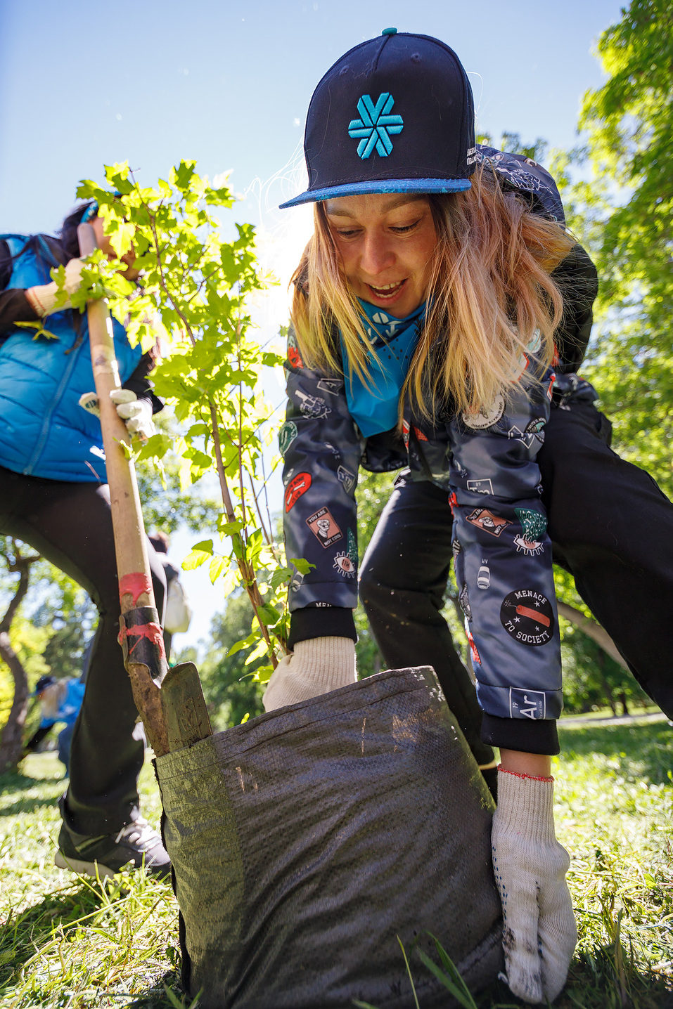 Издание «Деловой квартал» и новосибирское бизнес-сообщество подарили городу зеленую аллею 64 Издание «Деловой квартал» и новосибирское бизнес-сообщество подарили городу зеленую аллею 64