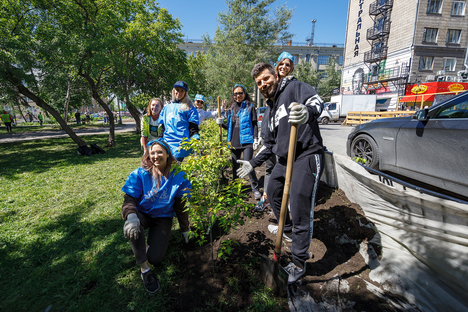 Издание «Деловой квартал» и новосибирское бизнес-сообщество подарили городу зеленую аллею 73 Издание «Деловой квартал» и новосибирское бизнес-сообщество подарили городу зеленую аллею 73