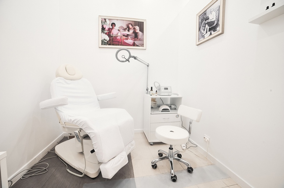 «Наша цель — сделать гостя счастливым». В ТЦ «Гермес» открылся новый салон маникюра 3 «Наша цель — сделать гостя счастливым». В ТЦ «Гермес» открылся новый салон маникюра 3