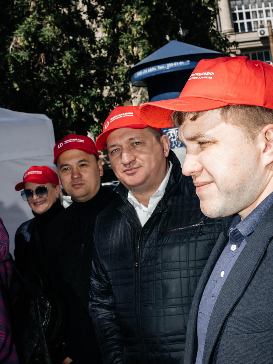 Издание «Деловой квартал» и новосибирское бизнес-сообщество подарили городу зеленую аллею 116 Издание «Деловой квартал» и новосибирское бизнес-сообщество подарили городу зеленую аллею 116