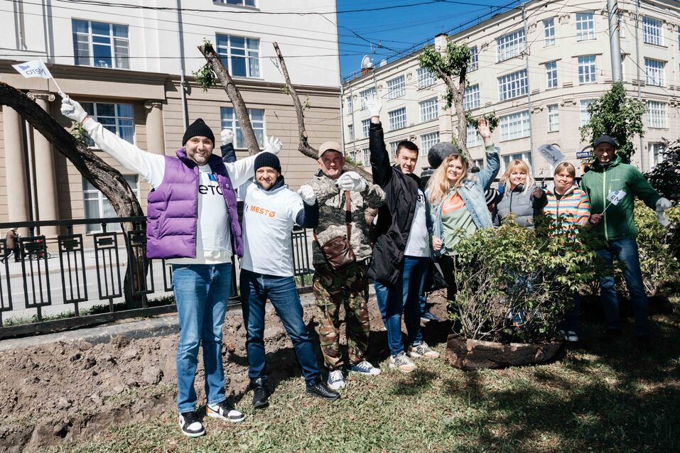 Издание «Деловой квартал» и новосибирское бизнес-сообщество подарили городу зеленую аллею 137 Издание «Деловой квартал» и новосибирское бизнес-сообщество подарили городу зеленую аллею 137
