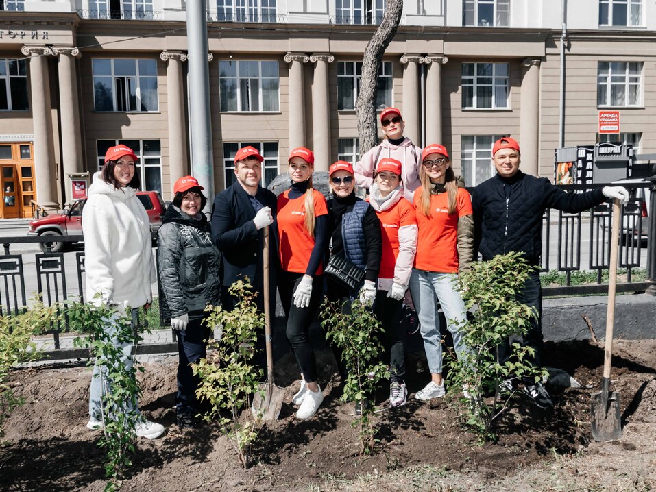 Издание «Деловой квартал» и новосибирское бизнес-сообщество подарили городу зеленую аллею 152 Издание «Деловой квартал» и новосибирское бизнес-сообщество подарили городу зеленую аллею 152