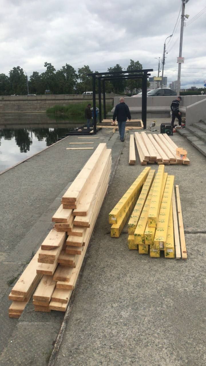 На реке Миасс в Челябинске достраивают причал для серфингистов 2 На реке Миасс в Челябинске достраивают причал для серфингистов 2