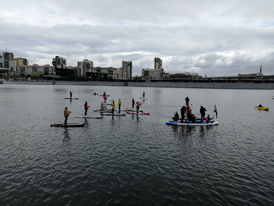На реке Миасс в Челябинске достраивают причал для серфингистов 3 На реке Миасс в Челябинске достраивают причал для серфингистов 3