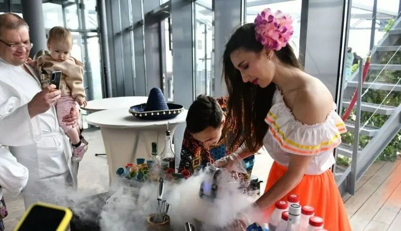 На крыше и «без краев». В «Высоцком» открыли бассейн, аналогов которого в России пока нет 2 На крыше и «без краев». В «Высоцком» открыли бассейн, аналогов которого в России пока нет 2