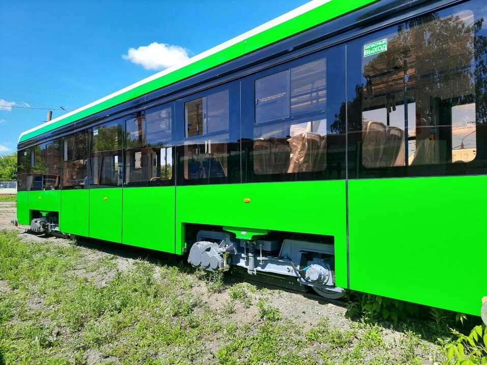 Очередную партию новых трамваев начали поставлять в Челябинск. ФОТО  3
