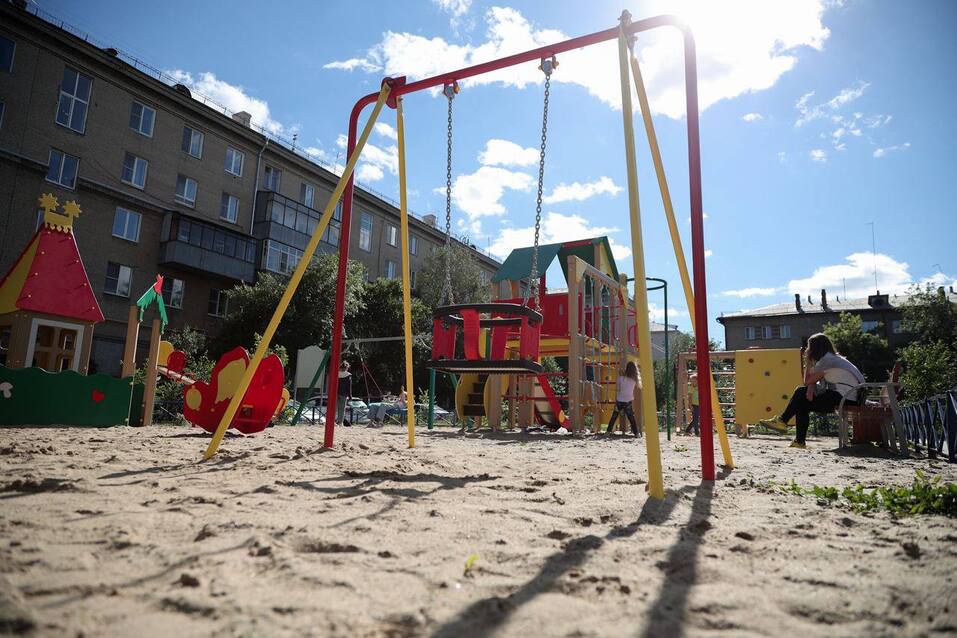 Сквер на месте бывшего автовокзала в центре Челябинска закончат ко Дню города 3 Сквер на месте бывшего автовокзала в центре Челябинска закончат ко Дню города 3