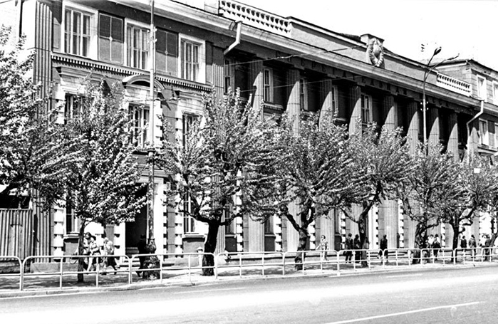 Сбербанк выставил на продажу здание на Малышева, 31в 1 Сбербанк выставил на продажу здание на Малышева, 31в 1