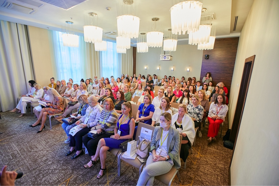 Специалисты эстетической медицины отпраздновали профессиональный праздник в Новосибирске 1 Специалисты эстетической медицины отпраздновали профессиональный праздник в Новосибирске 1