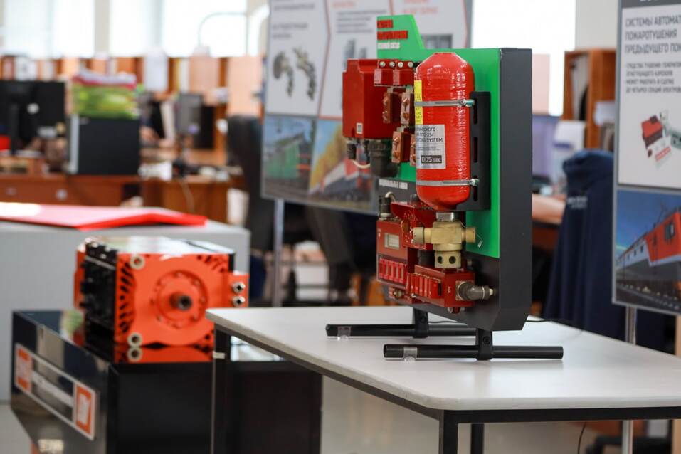 В Челябинске запускают производство быстрых зарядных станций для электромобилей 2 В Челябинске запускают производство быстрых зарядных станций для электромобилей 2