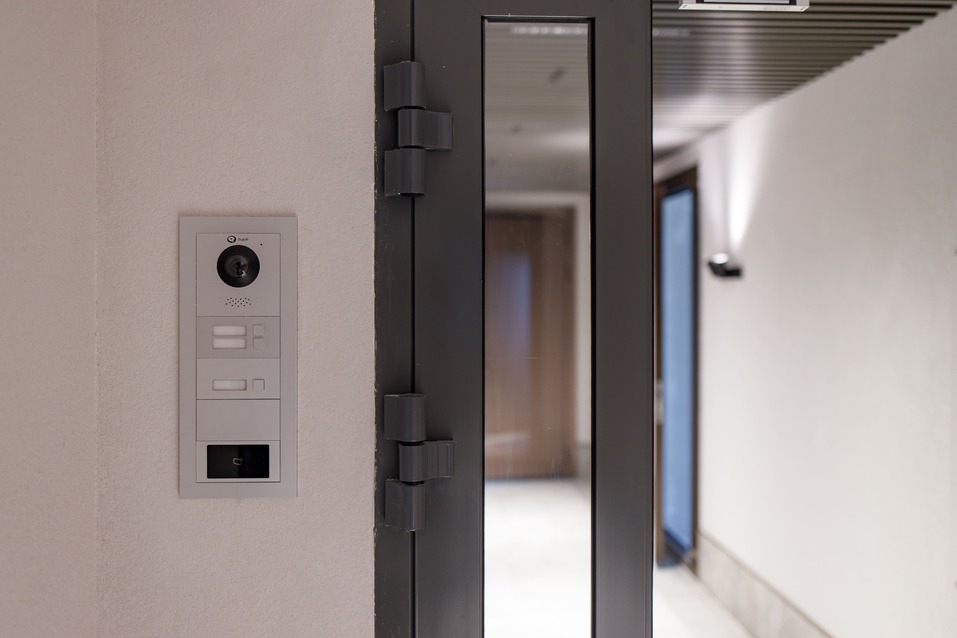 Жизнь, как в кино: зачем в Екатеринбурге создают интеллектуальные дома? 1 Жизнь, как в кино: зачем в Екатеринбурге создают интеллектуальные дома? 1